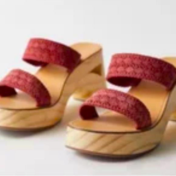 NWOT URBAN OUTFITTERS Geo-Wood Wedge Sandals Mauve 6 - Picture 3 of 11
